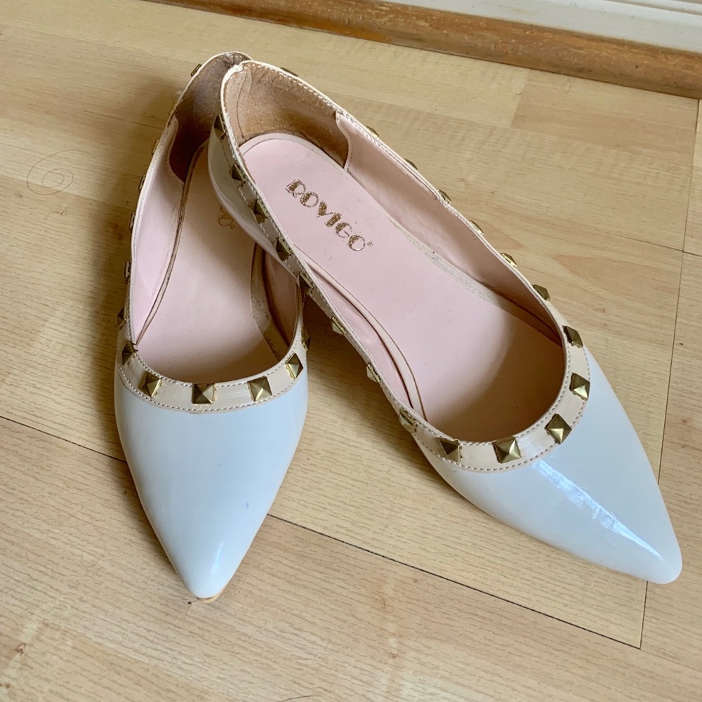Leather Flat